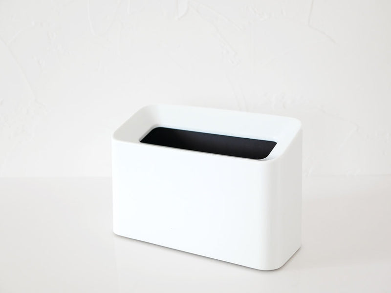 マットブラウンのコットントラッシュ