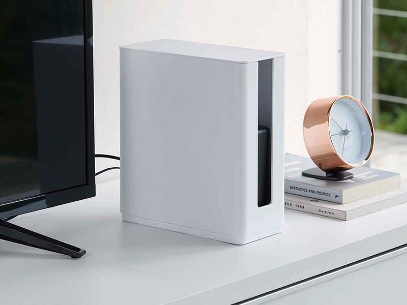 YAMAZAKIの重ねられるスリム蓋付きルーター収納ケース