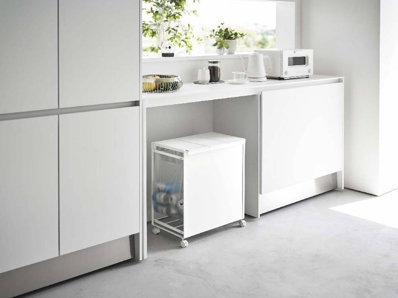 towerブランドの蓋付き分別ダストワゴン