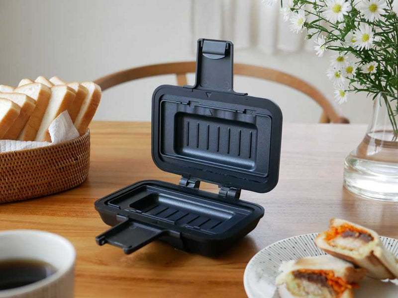 【COPAN/コパン】レンジグリルホットサンドメーカー 【チョップレート】ブラック&【ARCOS】ナイフ スタンダード セットの仕様シーン1