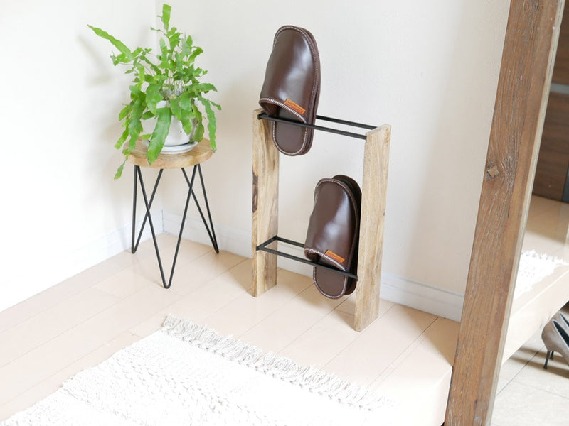 アイアンとマンゴーウッドのスリッパラック
