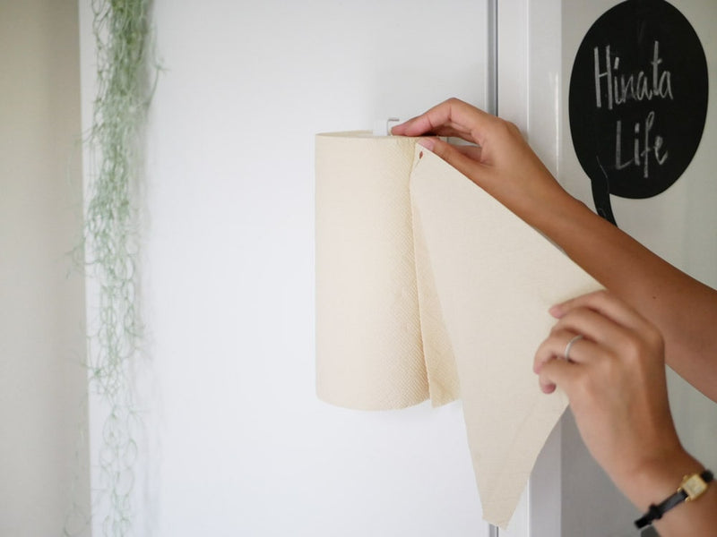 マグネットキッチンペーパーホルダーと紙タオル