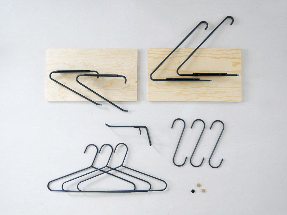 真鍮製の屋内用マグネットで紙を整理