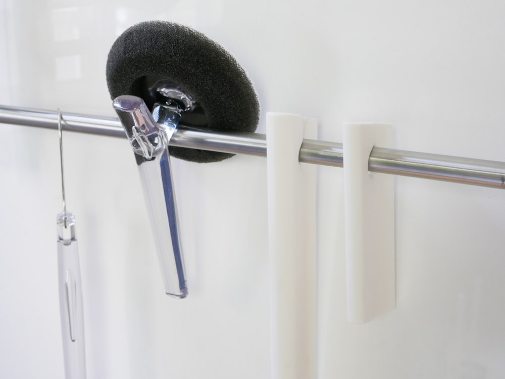 tidyブランドのシリコンゴム製ミニスキージー