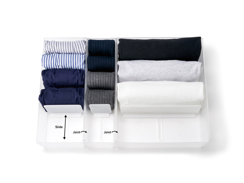 【like-it/ライクイット】のソックス、ランジェリー、Tシャツ用収納ケースが連結され、引出し内で整理整頓されている様子。日本製のスチロール樹脂製。