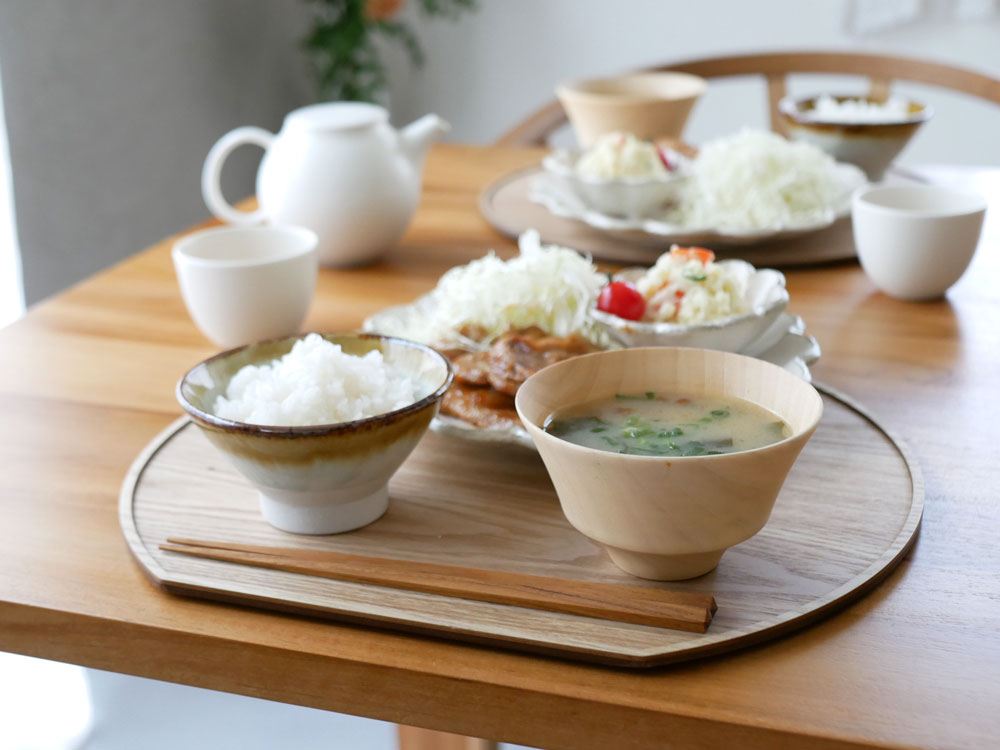 【HinataLife】すべりにくい天然木の半月膳