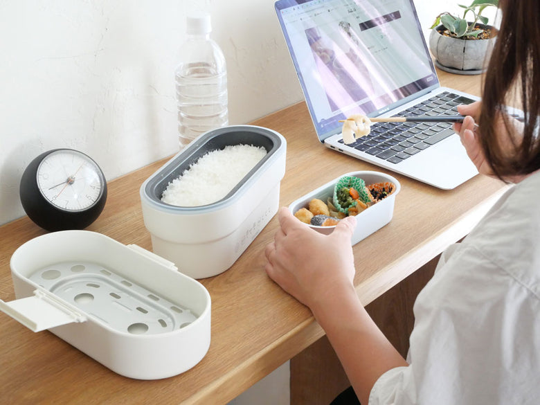 真空炊きで美味しく炊ける「真・2段式弁当箱炊飯器」