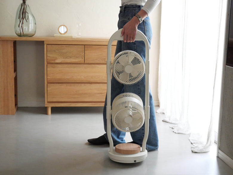 【moku./モク】２つのファンで自由に風を送るダブルマルチファン