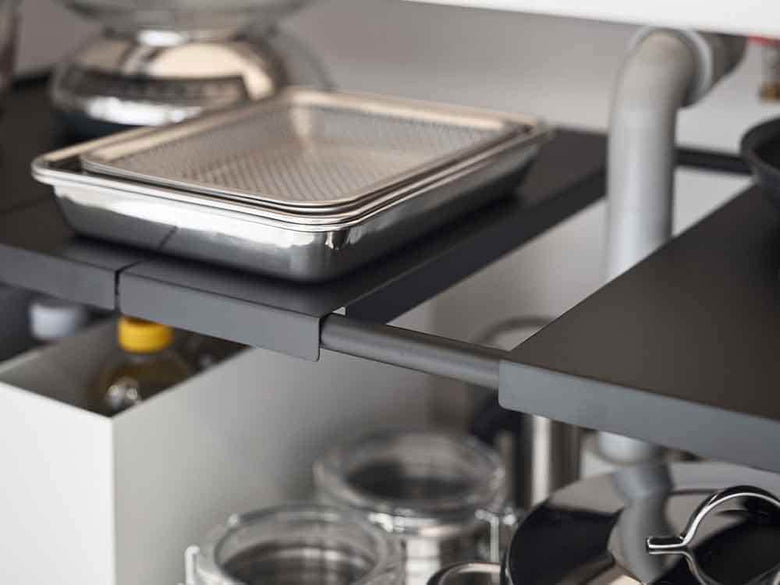 YAMAZAKIタワー伸縮シンク下ラック2段の画像