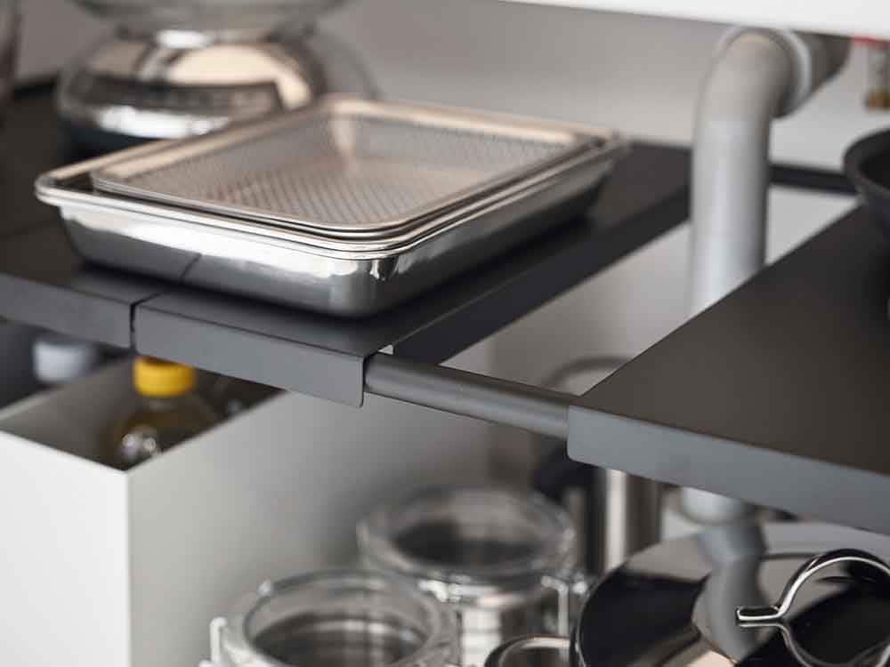 YAMAZAKIタワー伸縮式シンク下ラック2段、スチール製