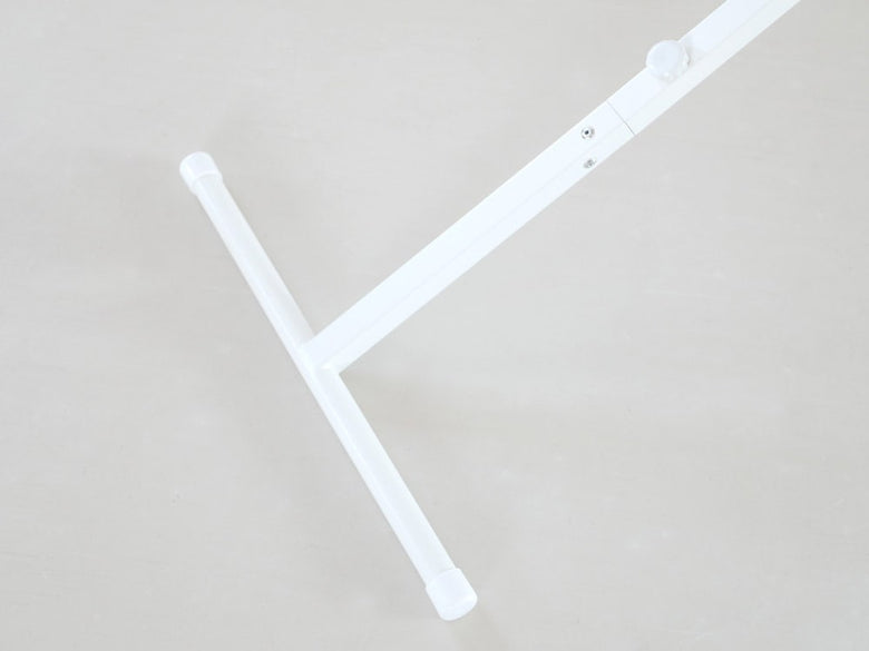 YAMAZAKIタワーの白色プラスチック製軽量アイロン台