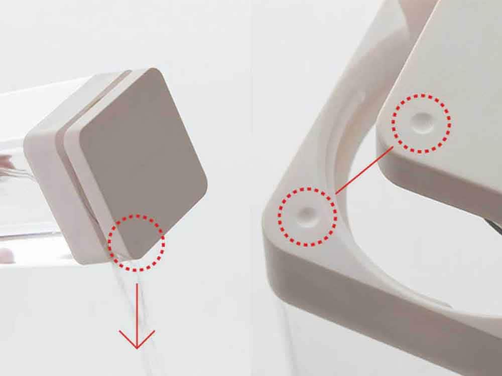 sarasa designの透明メタクリル製1.2リットルウォータージャグ、水出しフィルター付き