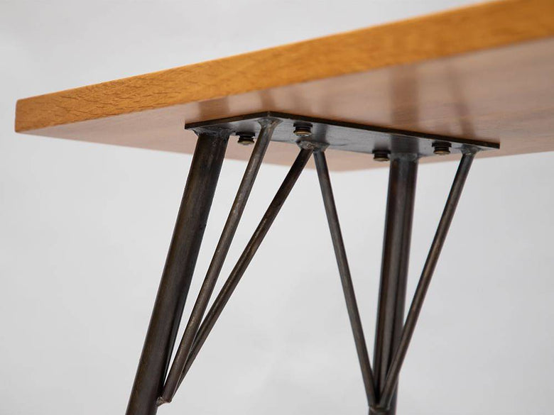 アデペシュ製ブラウンオークソウベンチ