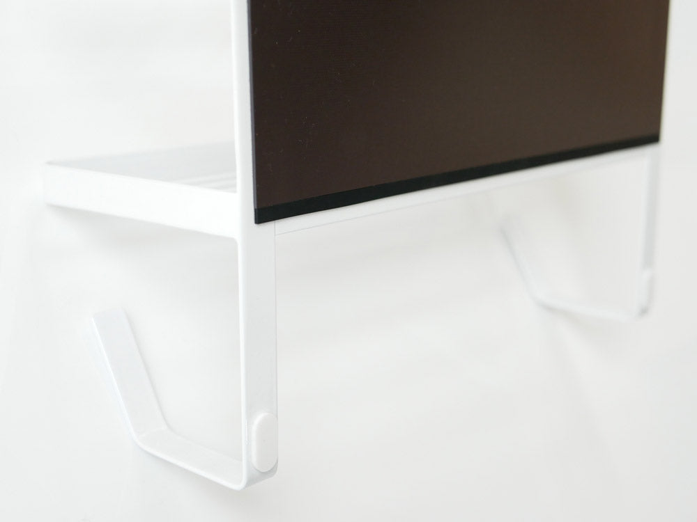 タワータイプ洗濯機横用マグネットラックとホースホルダー