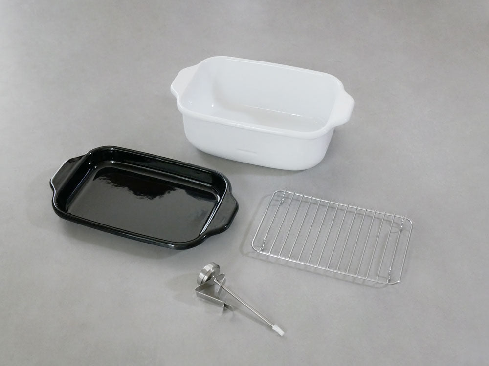 富士ホーロー角型天ぷら鍋とスノコ、バット、温度計