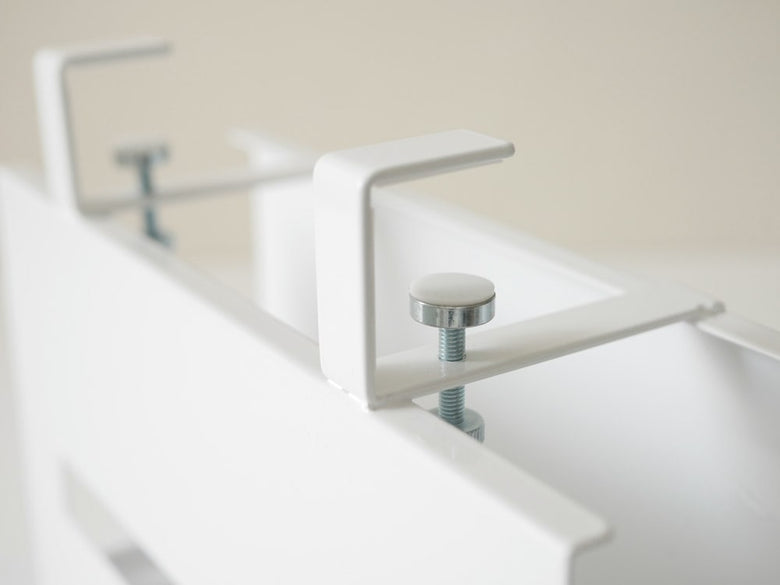 タワー製の洗面戸棚下用スチールペーパーボックスホルダー