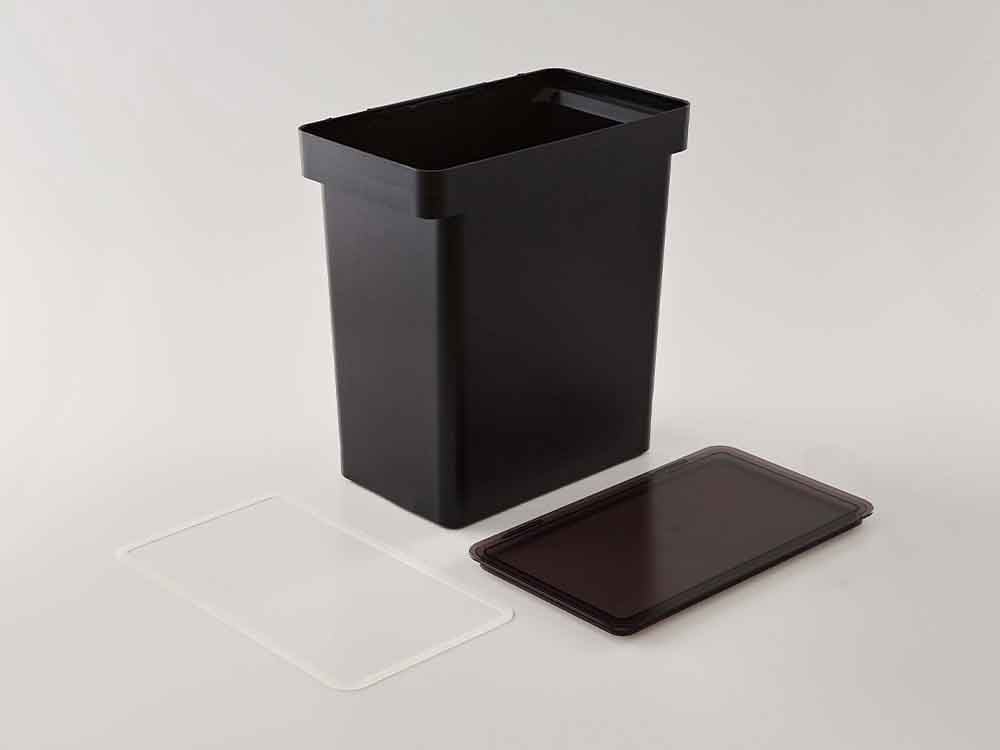 YAMAZAKI/towerのプラスチック製密閉米びつと蓋