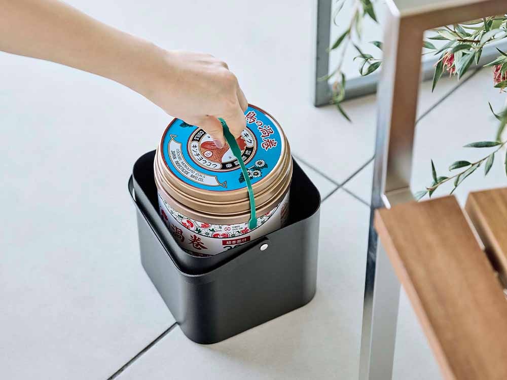 Yamazakiタワー製スチール蚊取り線香ポットの写真