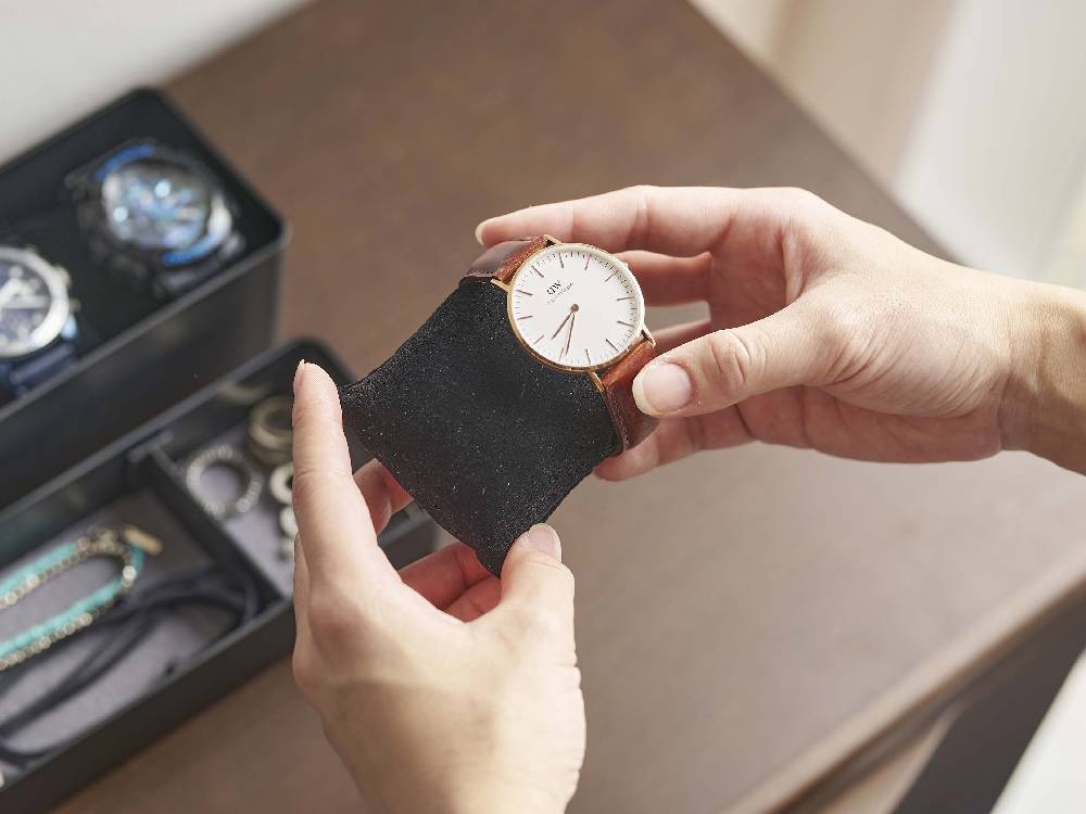 自然素材革ストラップアナログ腕時計