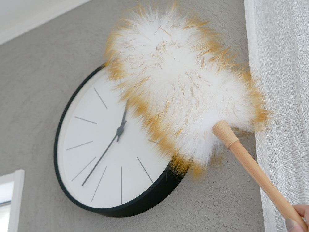 藤栄製ウールダスター、天然木と革のハンドル