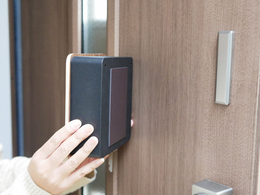 山崎タワーRINマグネットキーフック2段、木とスチール製