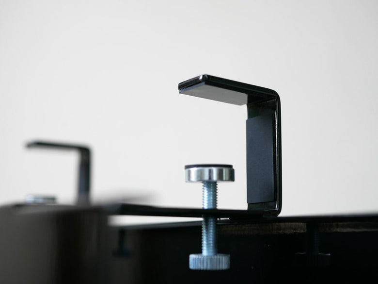 タワーのシルバー洗面下ペーパーボックスホルダー