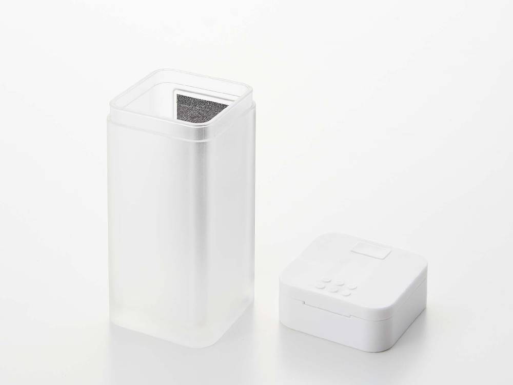 towerタワーの黒色マグネットスパイスボトル