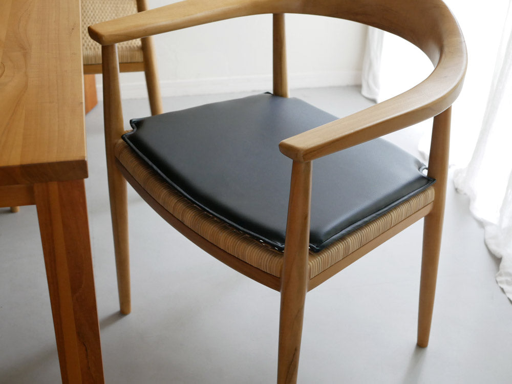 サンフラワーラタン製チークダイニングチェア