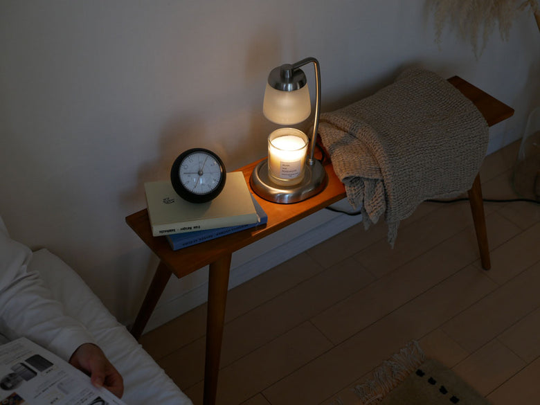 Comore Sunのチーク材ベンチ