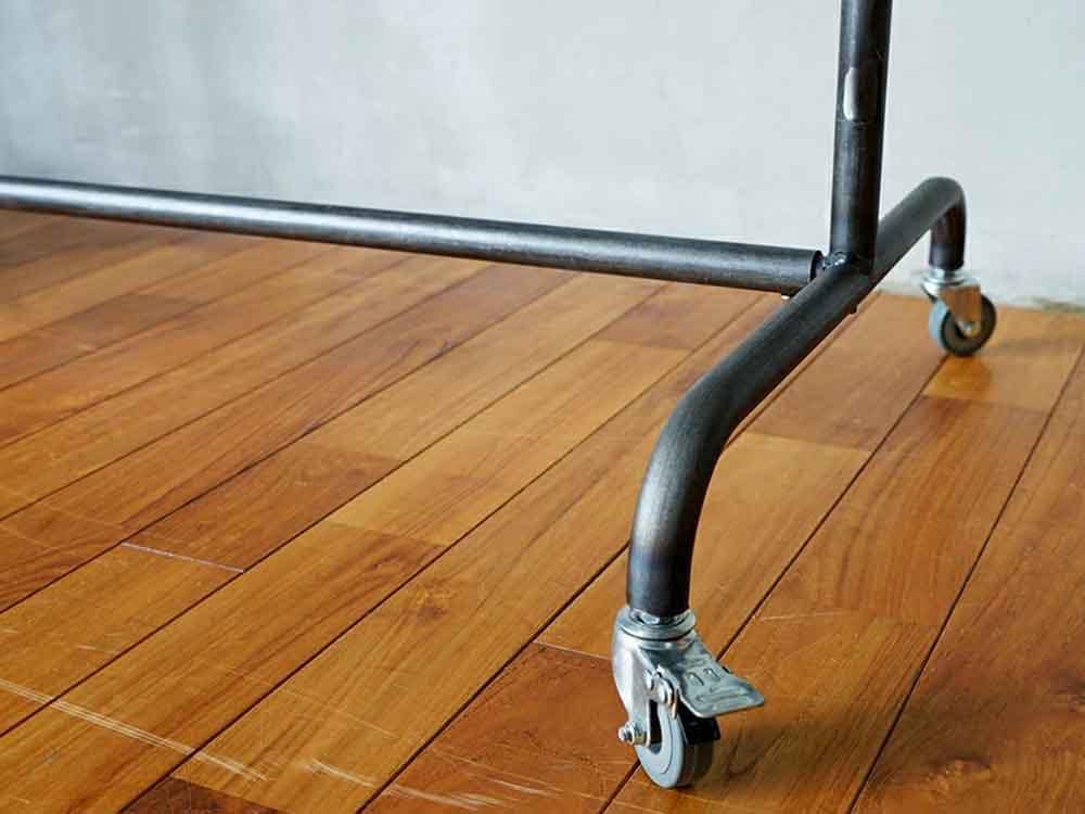 a.depecheのアイアンハンギングスタンド