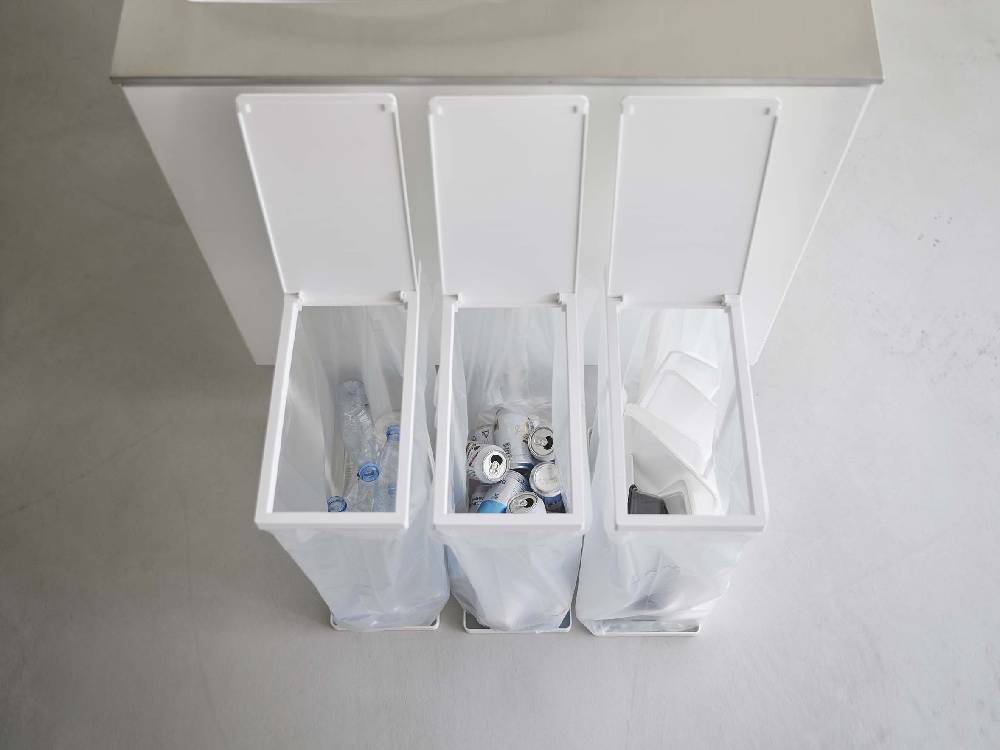 銀色のスリム蓋付き分別ゴミ袋ホルダー