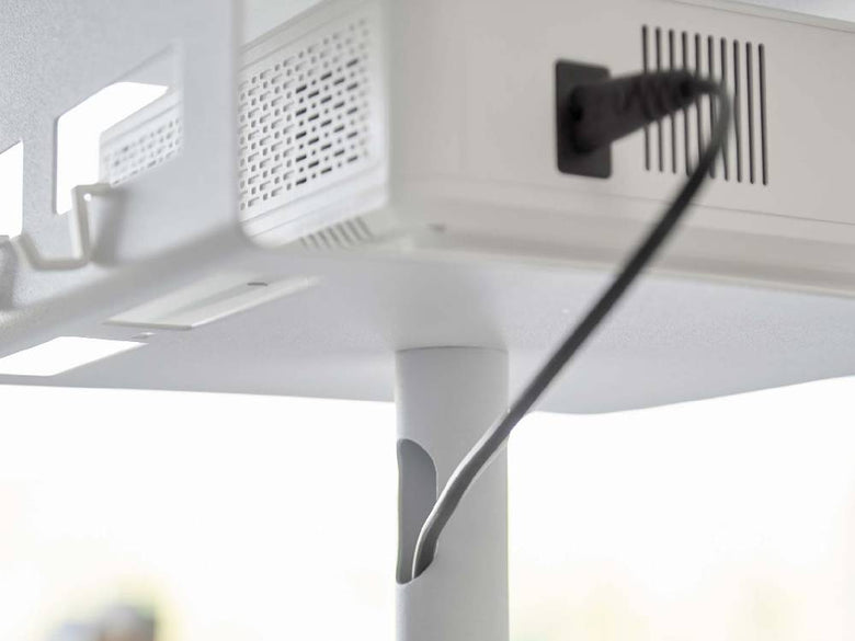 高さ調節可能なプロジェクタースタンド