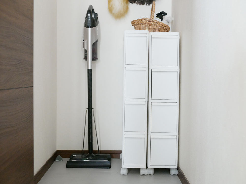 ライクイットのキャスター付き4段スリムストレージ