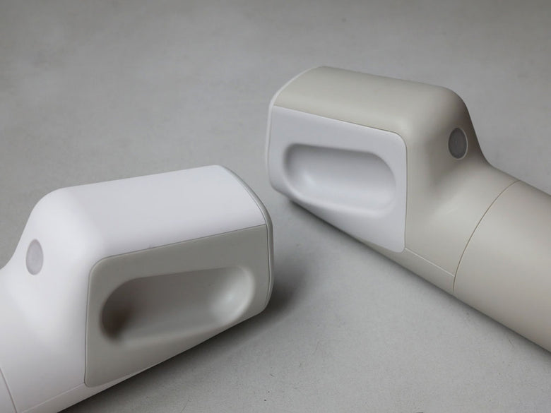 プラスマイナスゼロ ハンディクリーナー本体とスタンド