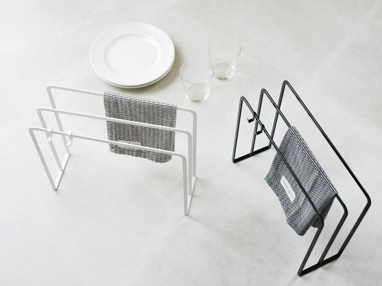 YAMAZAKIタワー布巾ハンガー、スチール製フック付き