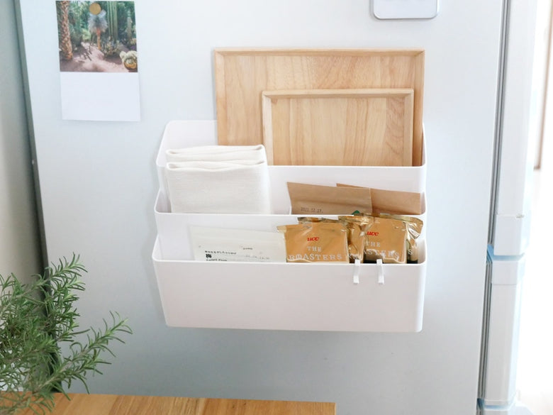 ヤマザキ製タワー冷蔵庫横用マグネット収納ポケット 3段