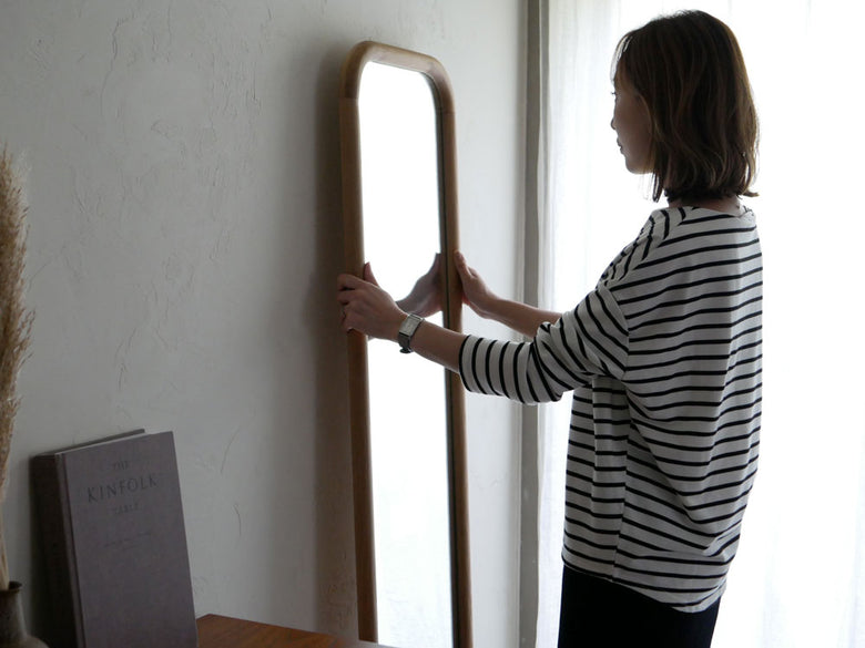 NOWHERE LIKE HOME製オーク無垢材スタンドミラーとラダーハンガーのセット