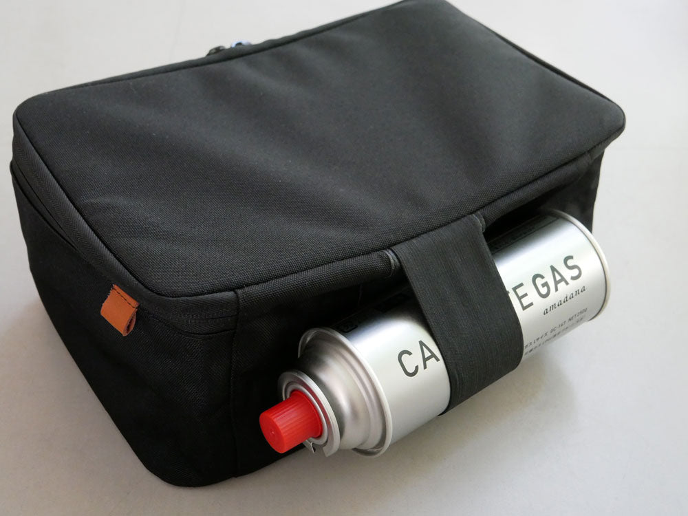 アマダナ製ガスボンベ 直径6.6cm 高さ19.5cm