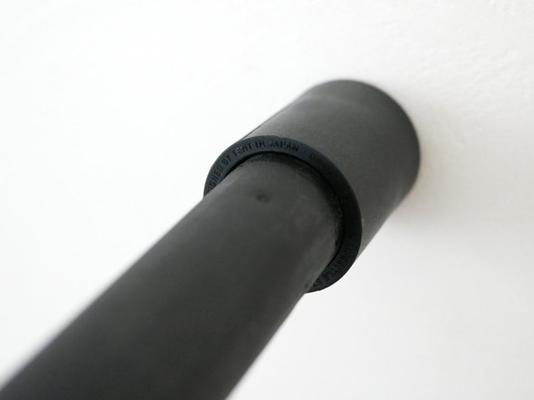 カーボンファイバー使用のプラスチックパイプ