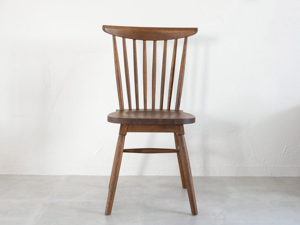 オーク無垢材のウィンザータイプチェア