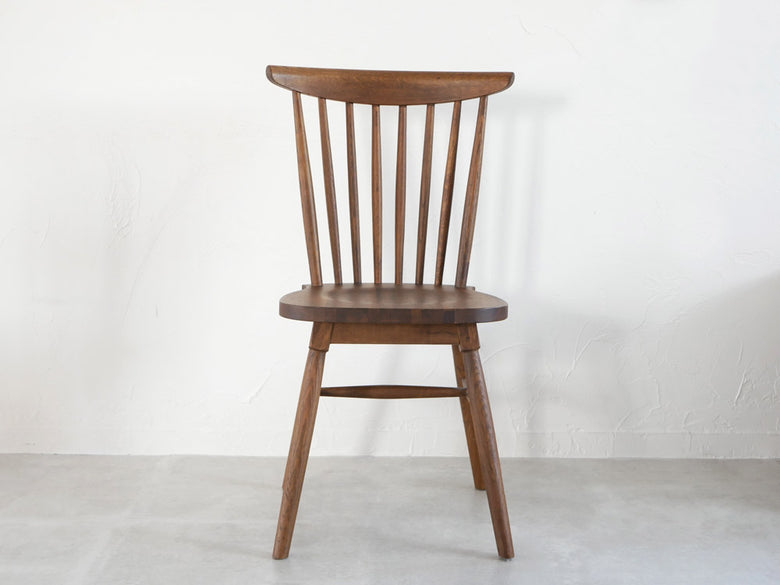 オーク無垢材のウィンザータイプチェア