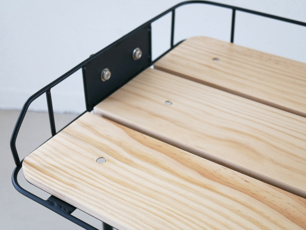 ビーワイケージ製スチールフレームのマイクロウェーブラック