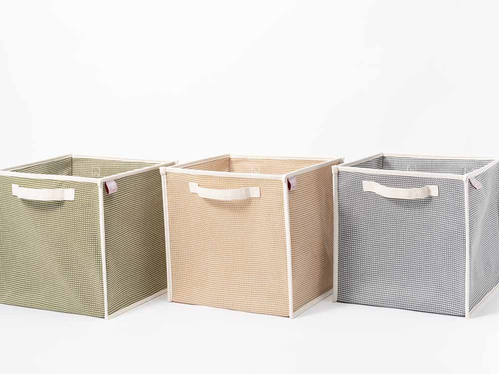 ナチュラルウィッカー柄の収納バスケット