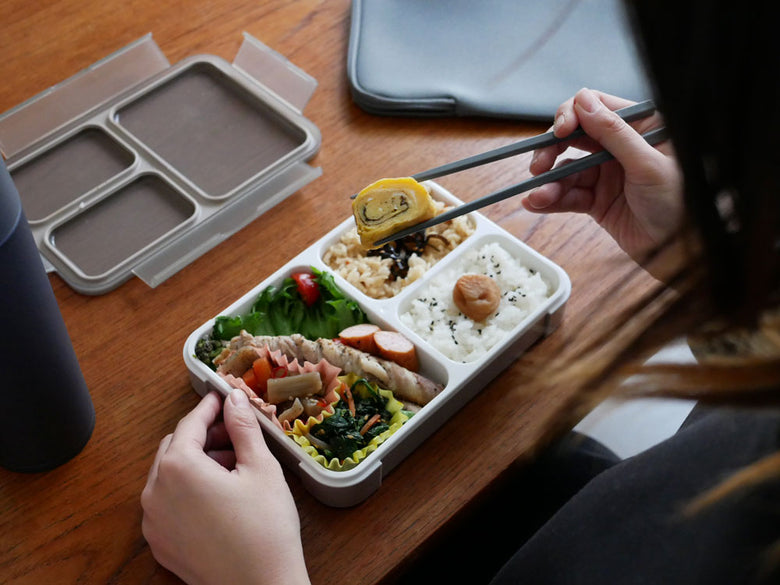 CB JAPANの抗菌フードマン薄型弁当箱とケース