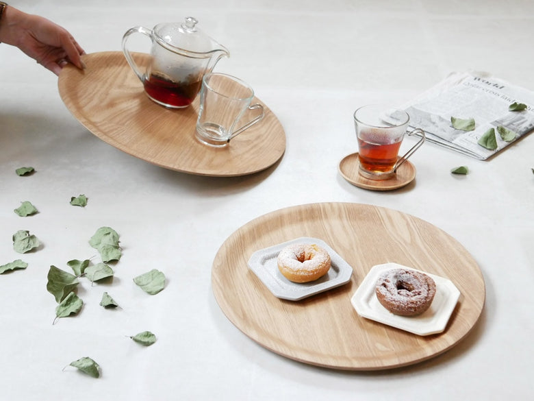 KINTOキントーのノンスリップラウンドトレイと食器