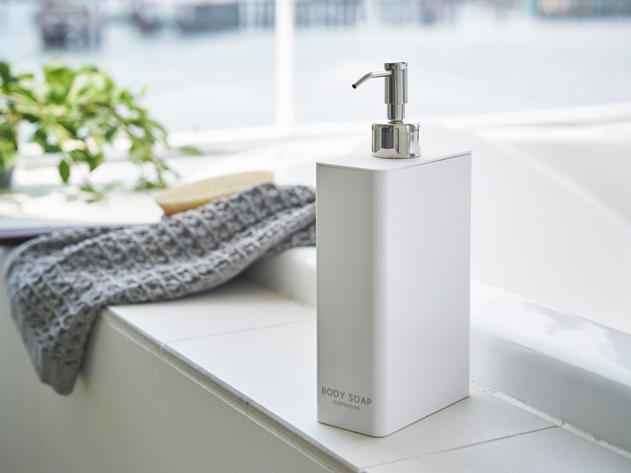 Yamazakiのタワーツーウェイディスペンサー スクエア スリム