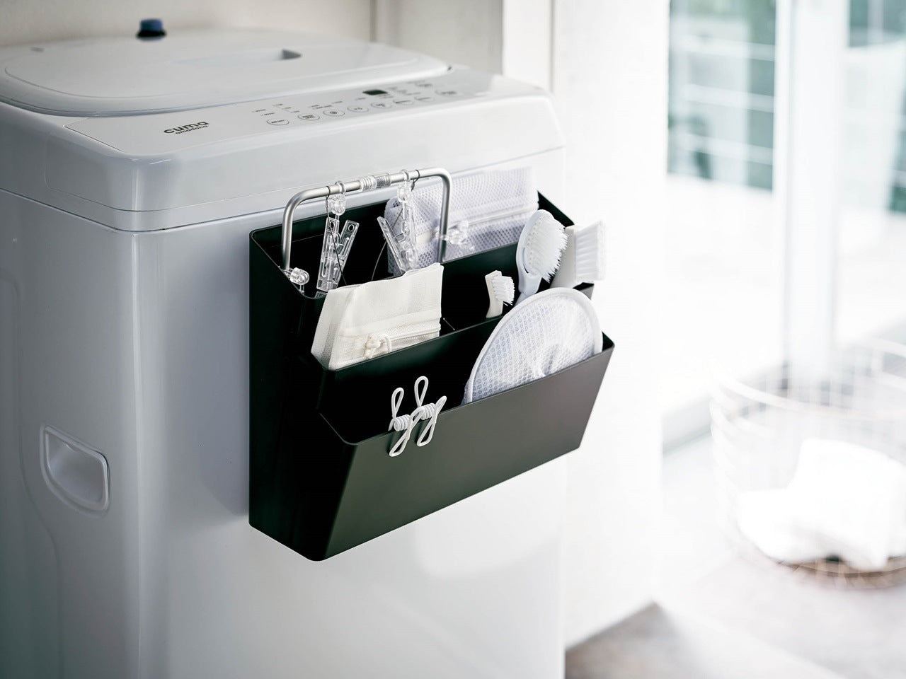 タワー洗濯機横マグネット収納ポケット3段