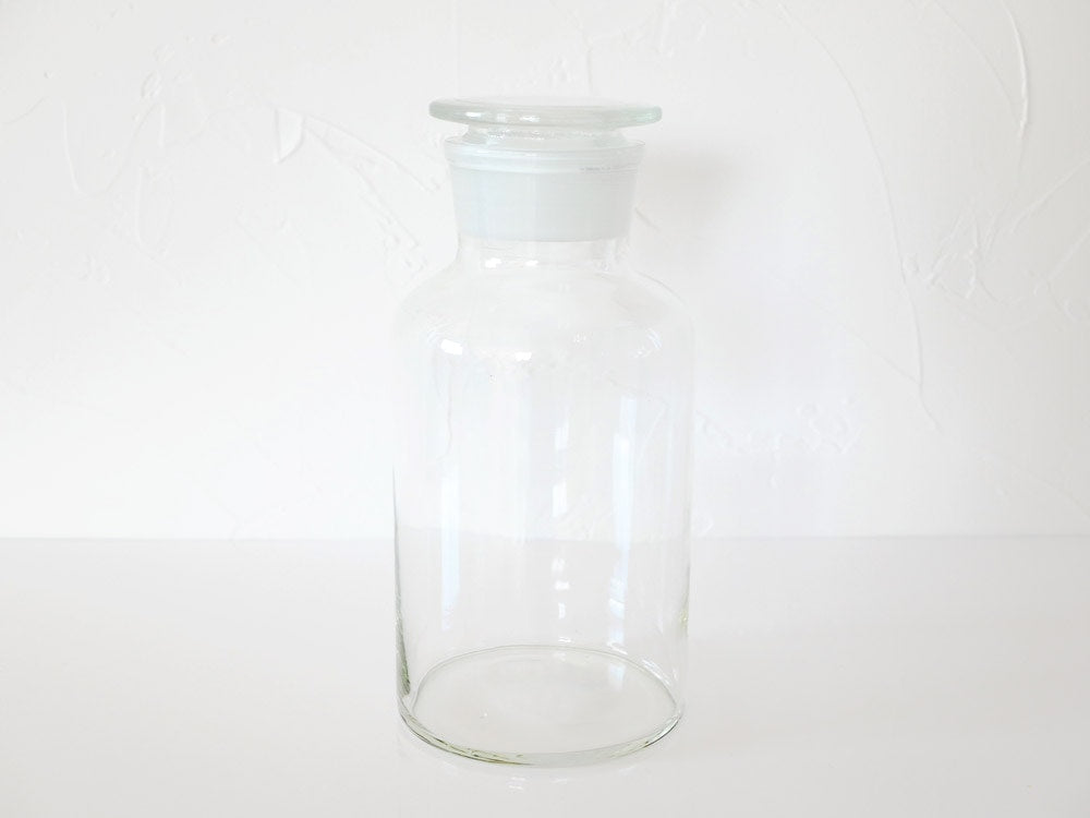 ポッシュリビングのガラスメディシンボトル 直径14cm 高さ30cm