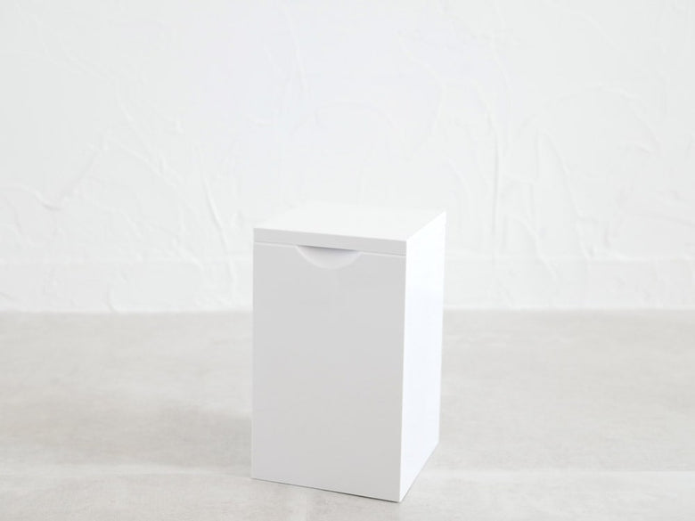 MARNAマーナのデザインされたプラスチック製トイレポット