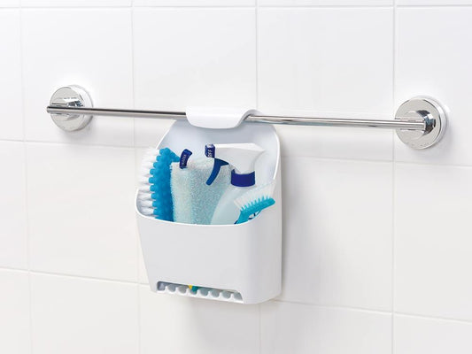 バスルームに設置されたマーナのタオルバーバスケット